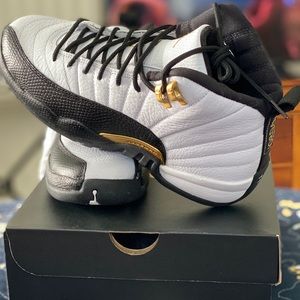 Air Jordan 12 (Royalty)